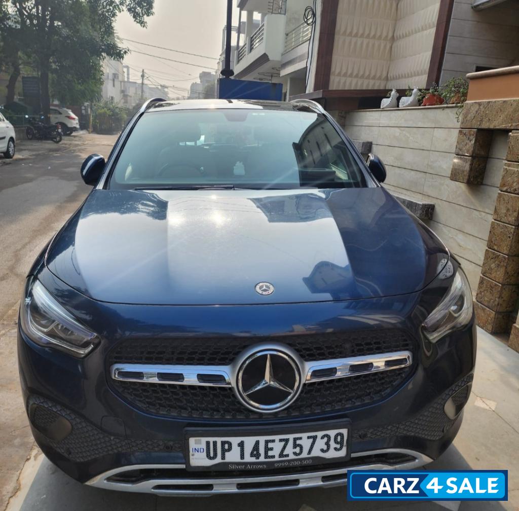 Blue Mercedes-Benz GLA 200