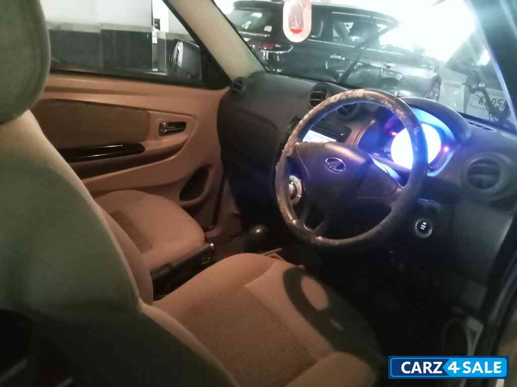 Mahindra e2o P4