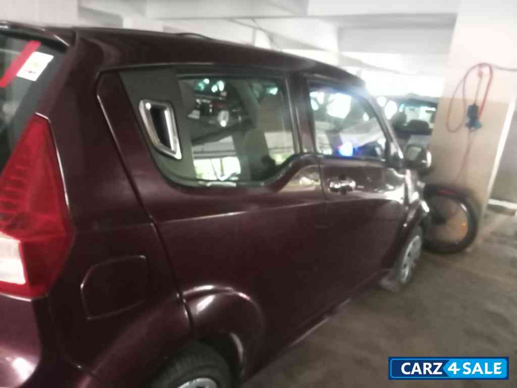 Mahindra e2o P4