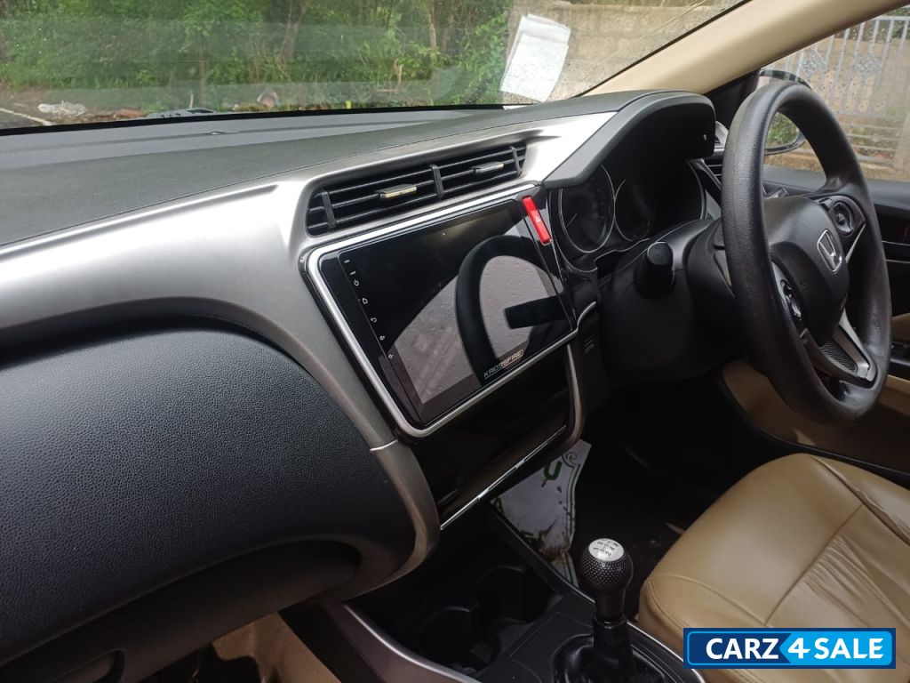 Honda City sv petrol