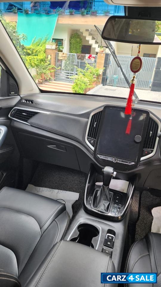 MG Hector HECTOR Gasoline 1.5 TCIC DCT Sharp BSVI