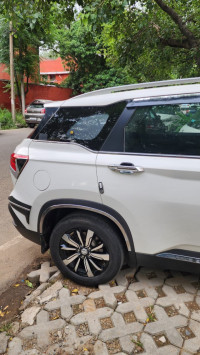 MG Hector HECTOR Gasoline 1.5 TCIC DCT Sharp BSVI