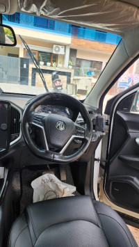 MG Hector HECTOR Gasoline 1.5 TCIC DCT Sharp BSVI