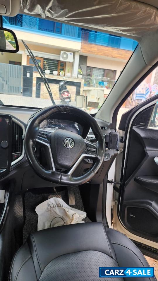 MG Hector HECTOR Gasoline 1.5 TCIC DCT Sharp BSVI