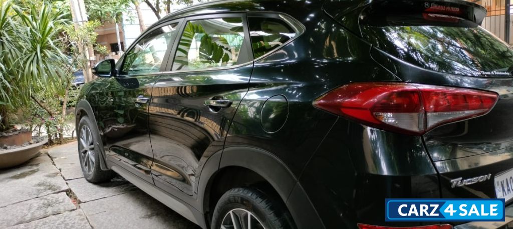 Thunder Black Hyundai Tucson