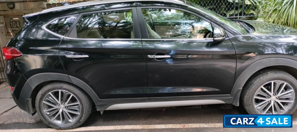 Thunder Black Hyundai Tucson