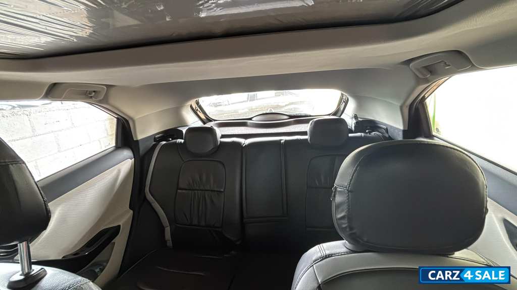 Green Tata Nexon XZA+ (S)