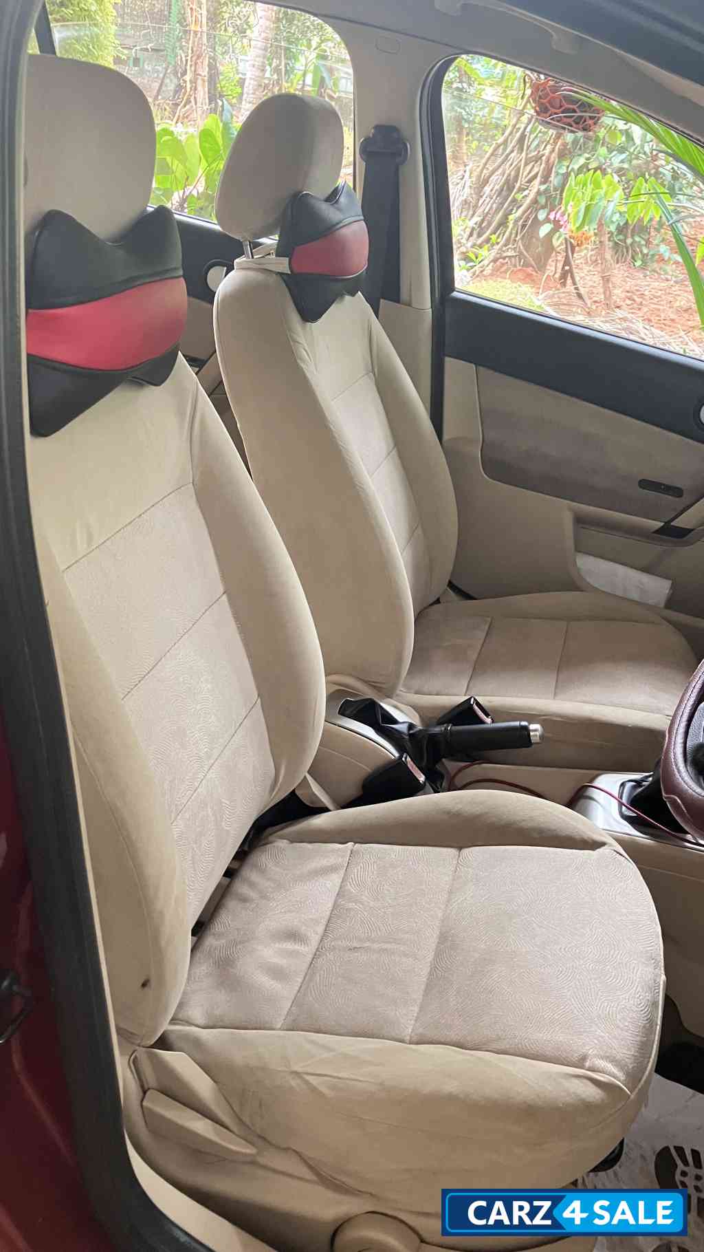 Paprika Red Ford Fiesta 1.6 ZXI