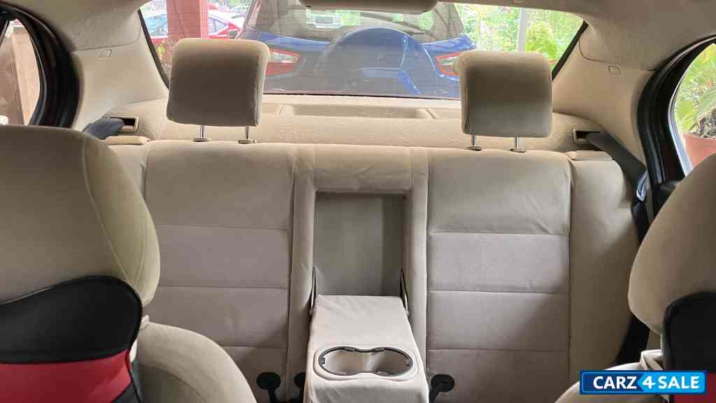 Paprika Red Ford Fiesta 1.6 ZXI