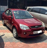 Paprika Red Ford Fiesta 1.6 ZXI