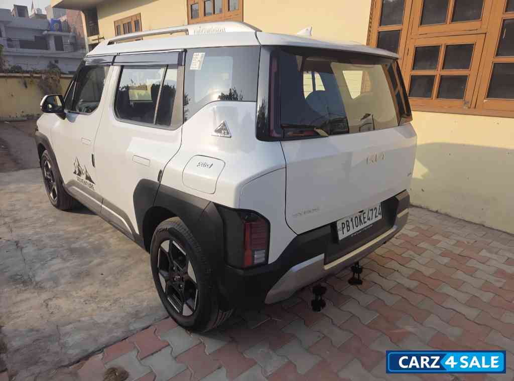 Glacier White Pearl Kia Syros HTK Plus 1.0 Turbo MT