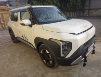 Glacier White Pearl Kia Syros HTK Plus 1.0 Turbo MT