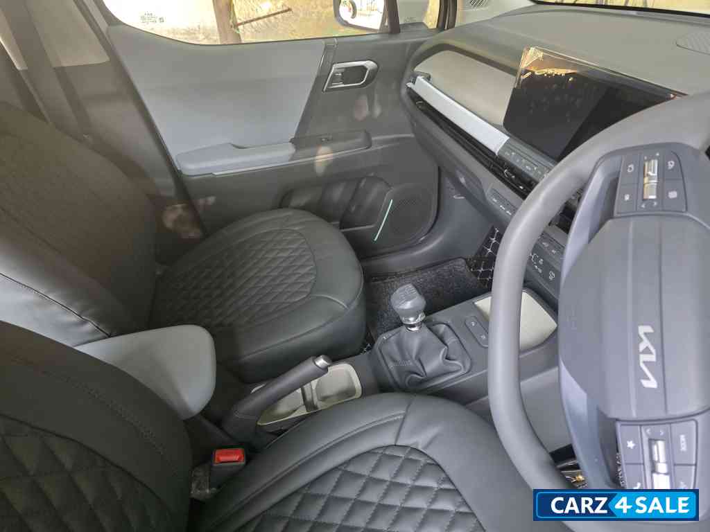 Glacier White Pearl Kia Syros HTK Plus 1.0 Turbo MT