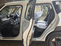 Glacier White Pearl Kia Syros HTK Plus 1.0 Turbo MT