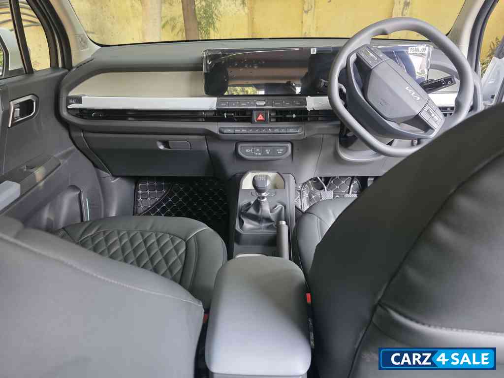 Glacier White Pearl Kia Syros HTK Plus 1.0 Turbo MT