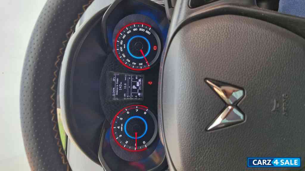 Mahindra XUV 3XO Mx2 pro AT