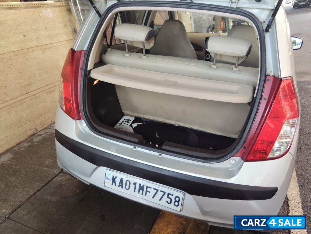 Hyundai i10 sports AUTOMATIC