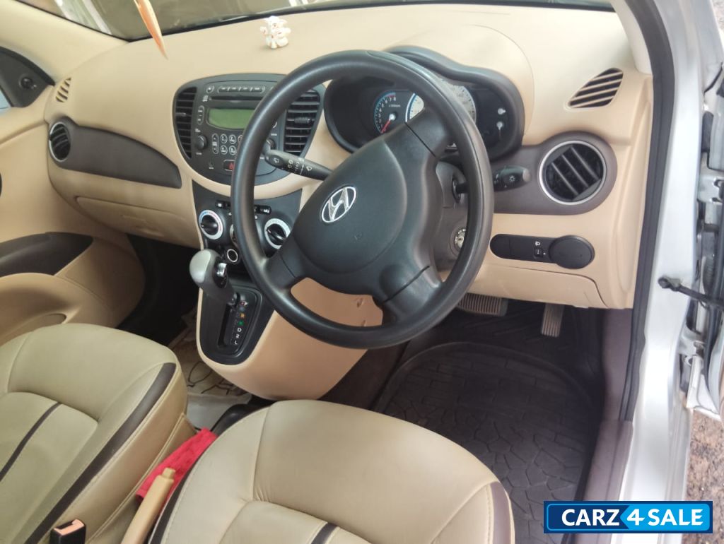 Hyundai i10 sports AUTOMATIC