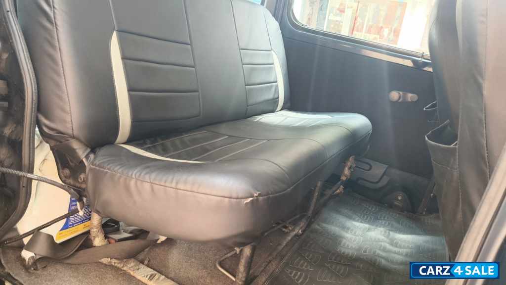 Blue Maruti Suzuki Eeco 5Str + AC, blue colour