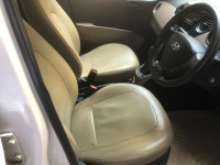 White Hyundai Xcent VTVT