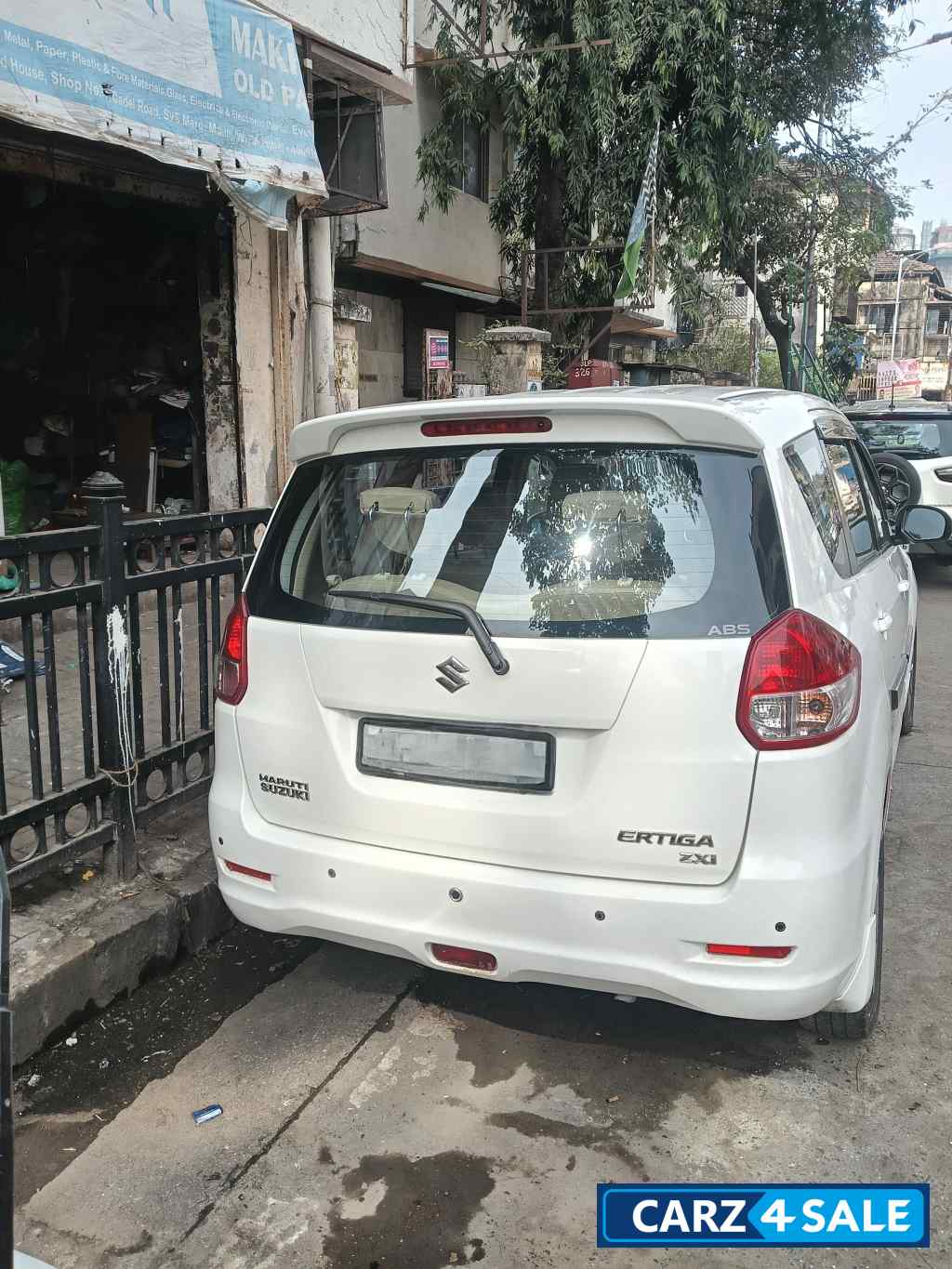 Maruti Suzuki Ertiga Zxi