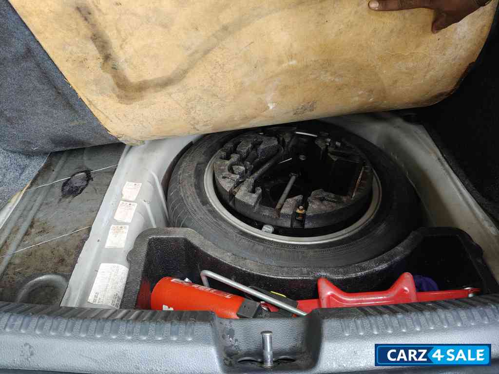 Toffee Brown Volkswagen Vento 2015 Volkswagen Vento 1.5L TDI Diesel DSG Automatic Comfortline Variant