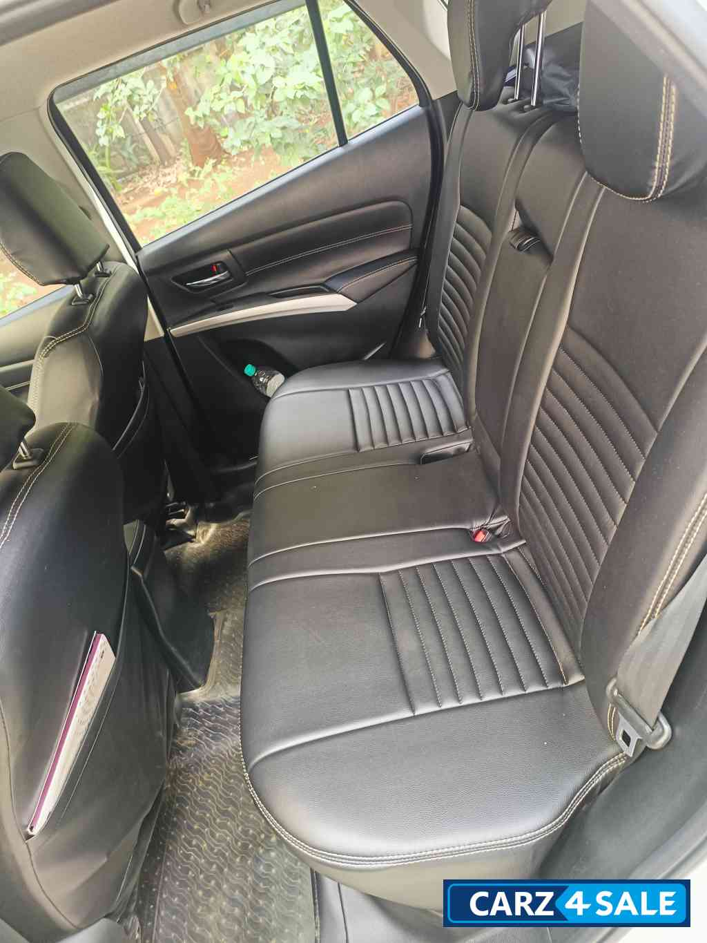 White Maruti Suzuki S-Cross Zeta 1.3 White Maruti Suzuki S-Cross Zeta 1.3