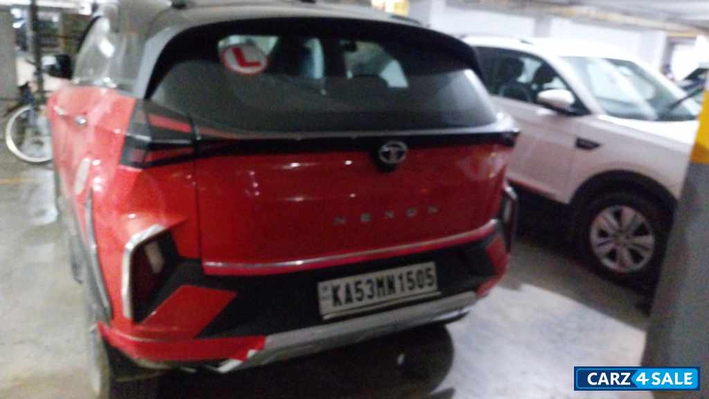 Tata Nexon Fearless MT