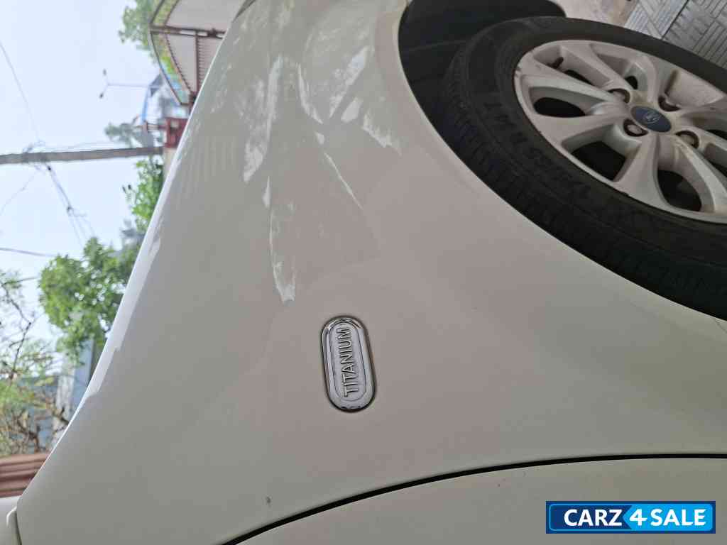 Ford Classic 1.6 Duratec Titanium