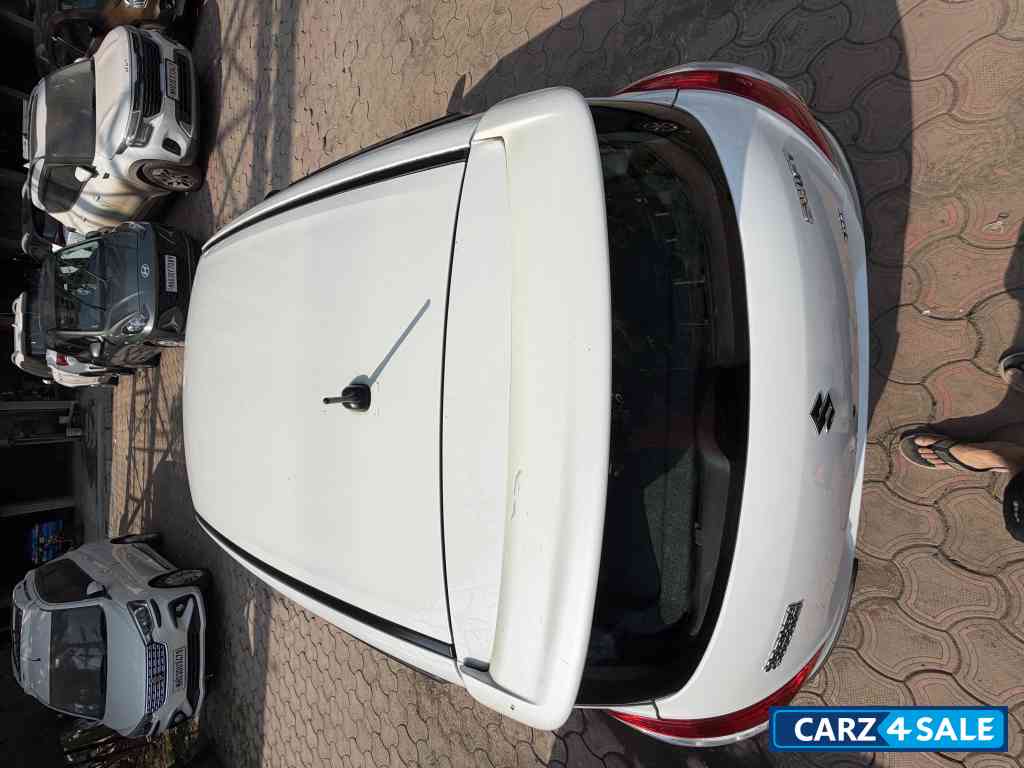 Maruti Suzuki Swift VXI