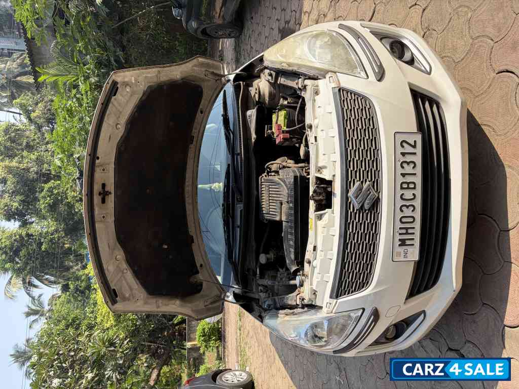 Maruti Suzuki Swift VXI