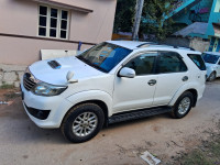 Super White Toyota Fortuner 4x2 AT