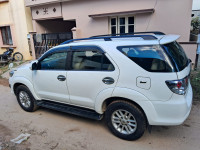 Super White Toyota Fortuner 4x2 AT