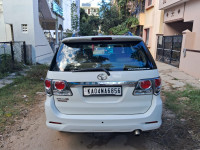 Super White Toyota Fortuner 4x2 AT