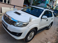 Super White Toyota Fortuner 4x2 AT