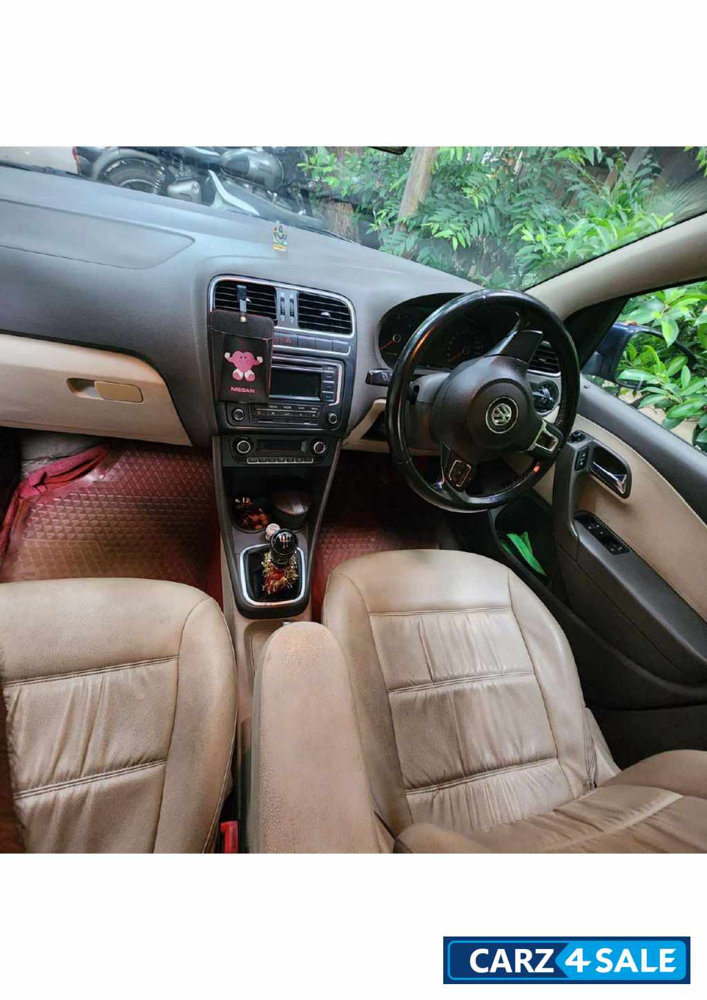 Blue Volkswagen Vento Diesel Blue Volkswagen Vento Diesel