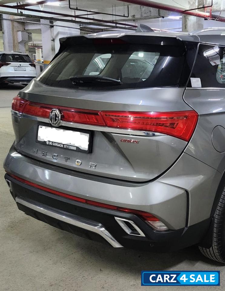 Aurora Silver MG Hector Savvy Pro Aurora Silver MG Hector Savvy Pro