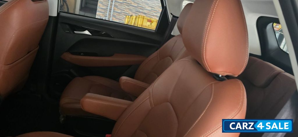 MG Hector Plus MG Hector Plus