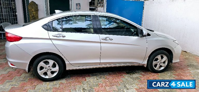Silver Honda City V