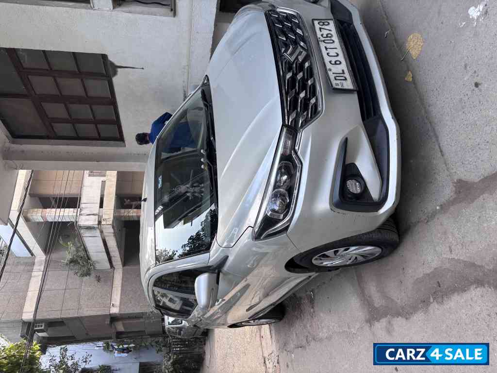 Maruti Suzuki Ertiga Cng