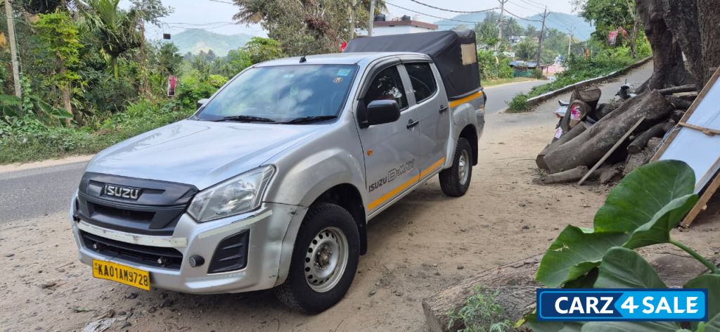Isuzu D-Max S-Cab HINDI Isuzu D-Max S-Cab HINDI