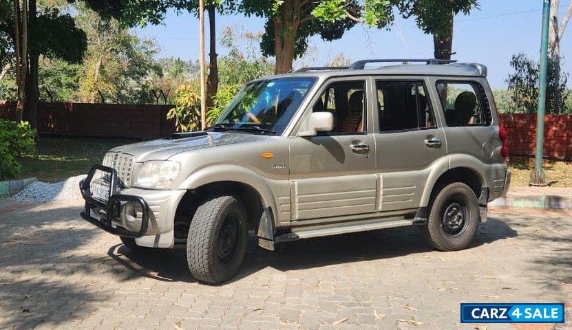 Mist Silver Mahindra Scorpio DX TURBO 2.6 CRDE 2WD DIESEL