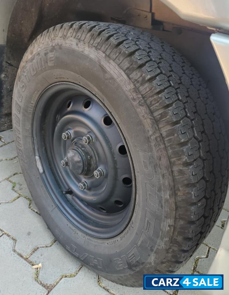 Mist Silver Mahindra Scorpio DX TURBO 2.6 CRDE 2WD DIESEL