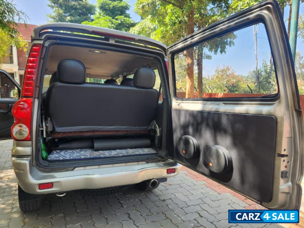 Mist Silver Mahindra Scorpio DX TURBO 2.6 CRDE 2WD DIESEL