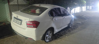 White Honda City SMT