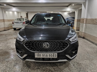 Black MG Astor Savvy