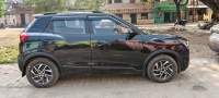 Black Mahindra XUV300