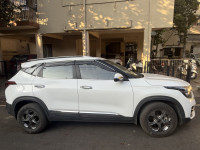 Kia Seltos Htk plus 1.5 MT