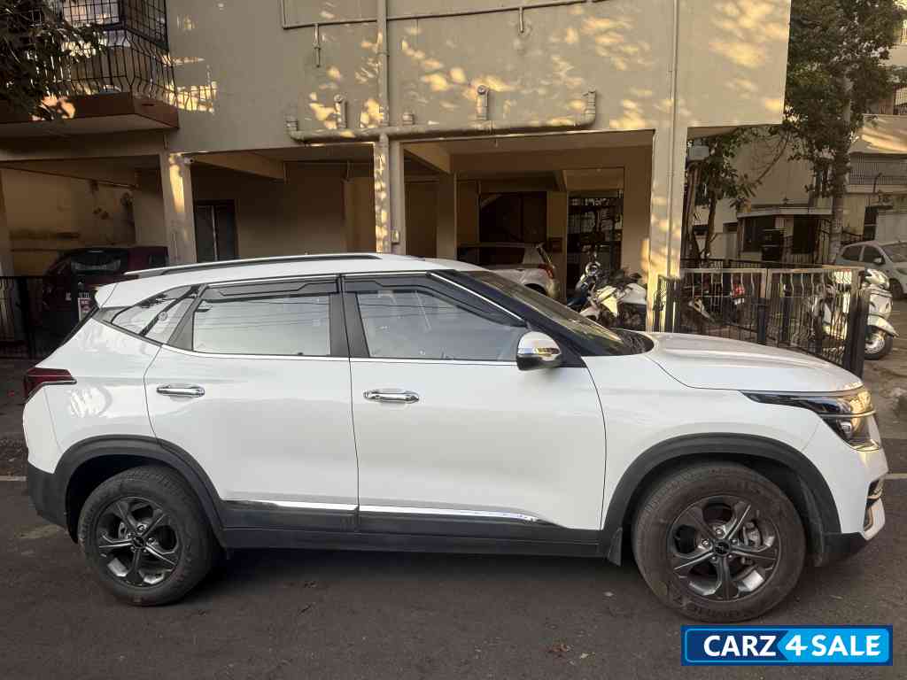 Kia Seltos Htk plus 1.5 MT