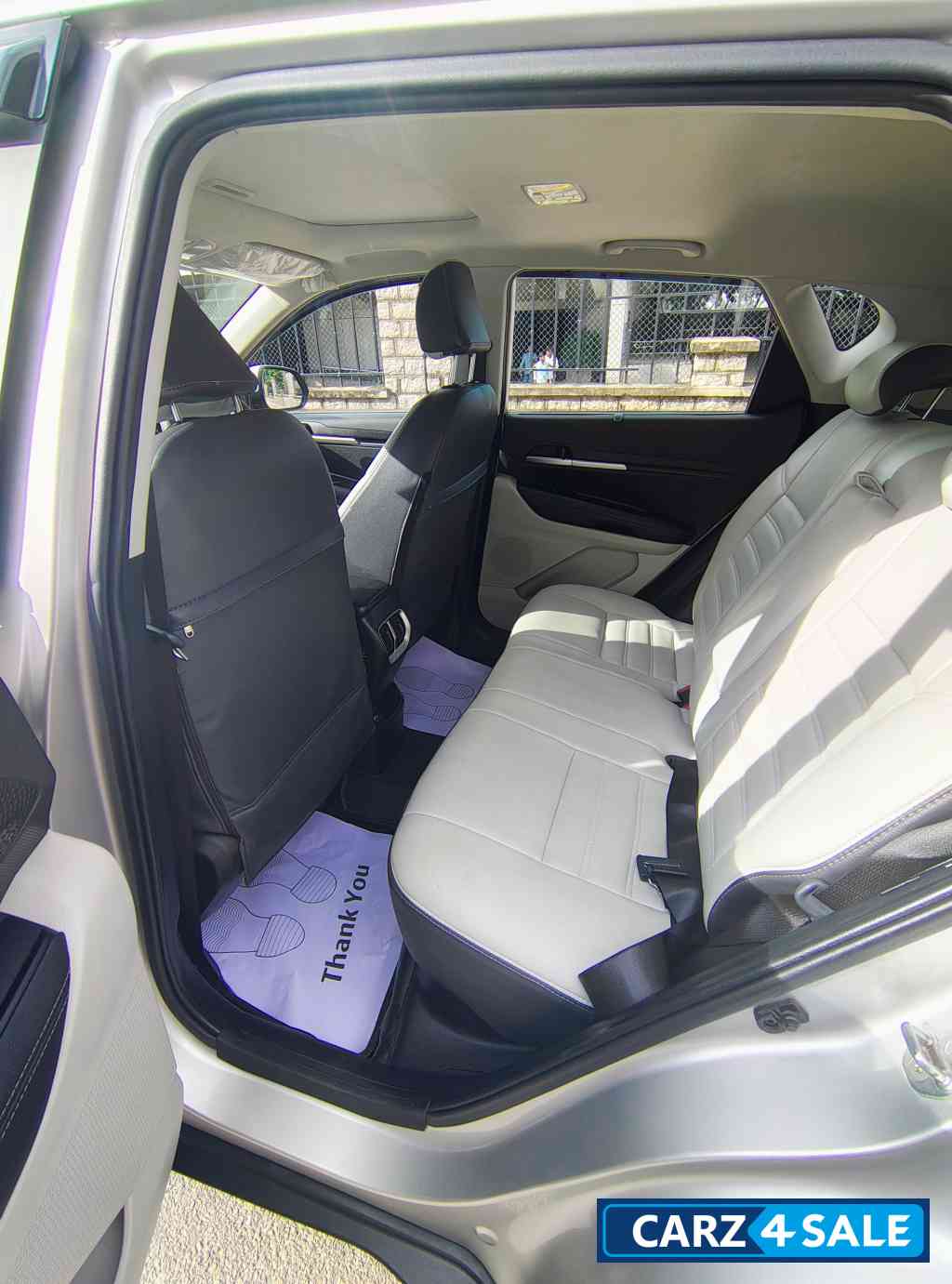 Silver Kia Sonet HTX Silver Kia Sonet HTX